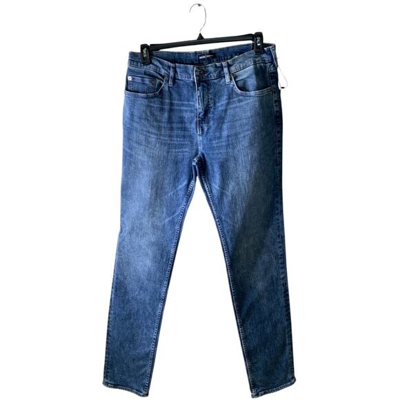 True Religion Rocco Jeans Men 32x33 Relaxed Skinny Mid Wash Streetwear Denim NWT - Picture 1 of 13